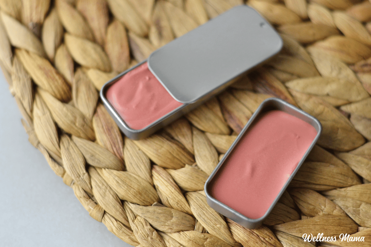 tinted lip sunscreen